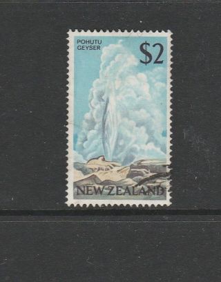 Zealand 1967/70 $2 Multicoloured Fu Sg 879