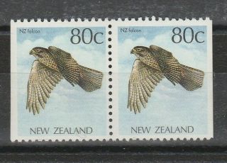 Nz 1993 Falcon Booklet Pair Imperf.  Sg 1467ab Mnh