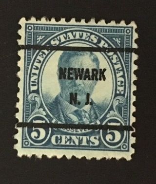 Newark,  Jersey Precancel - 5 Cents Roosevelt (u.  S.  557 - Type) Nj