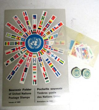 12 U.  N.  United Nations 1961 Stamps,  2 U.  N.  Clip On Buttons,  Souvenir Folder