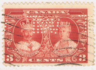 Canada 213 (1) Perfin 1935 3 Cent Carmine George V & Mary " Trav " Travelers Insur