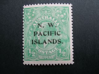 Australia - North West Pacific Islands,  King George V Head ½d Green V.  Fine Lmm