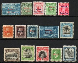 Niue 15 Early Stamps Mounted (some Faults) (10)