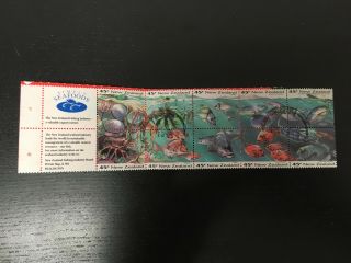 Zealand 1993 Fish & Sealife Booklet Block 10 X 45c Stamps - Fine
