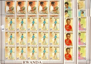 / 15x Rwanda - Mnh - Art - Painting - Children - 1981
