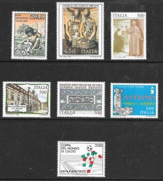 Italy - 1988.  7 X Mnh Singles - 1988 Issues.  Cat £17,