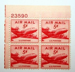 1946 Us 5c Dc - 4 Skymaster Air Mail Stamp Plate Block Of 4 Scott C33 Mnh