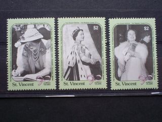 St Vincent Stamp.  Set Of 3 Green Frame Queen Mothers 90th Birthday.