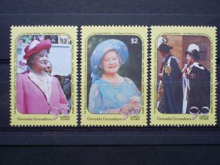 Grenada Grenadines Stamp Yellow Set Of 3 The Queen Mothers 90th Birthday.