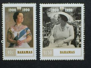 Bahamas Stamp Set Of 2.  The Queen Mother 90th Birthday 1900 - 1990.  Un Mounted