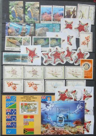 735 - 19 Vanuatu 2 Mnh Ss And 41 Stamps