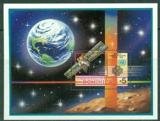 Dominica Scott 804 Mnh S/s World Communications Year Space $$