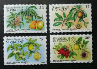 St.  Vincent Fruits And Blossoms 1985 Flower Plant Flora Guava Mango (stamp) Mnh