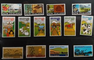 1053 - 19 Zealand 14 Mnh Stamps With Sets