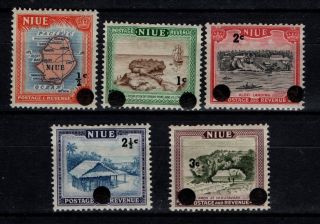 Niue Zealand 1967 Decimal Overprints Short Set To 3c Sg 125 - 129 Mnh