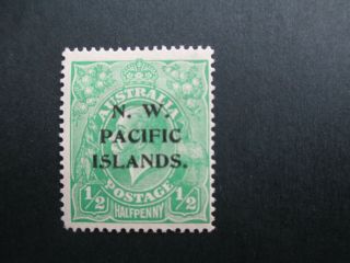 Australia - North West Pacific Islands,  King George V ½d Bright Green V.  Fine Lmm