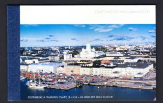 Finland 2000 Helsinski 30mk Booklet 1122 - 23 Cv $10.  83.