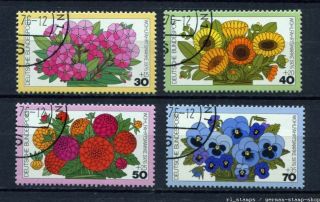Germany - Brd : Flowers Semipostal Set From 1976 - Cto