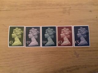 Large Machin Stamps £1.  £1.  50.  £1.  60.  £2 And £5 Ufranked