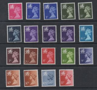 Wales.  1971.  W13 - W31.  Complete Set X 19 Machins.  Mnh.  Freepost