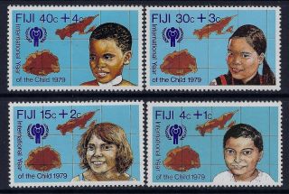1979 Fiji International Year Of The Child Set Of 4 Fine Mnh/muh