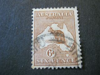 Australia 1929 - 30 6d Chestnut (die Iib) Sg 107 Good