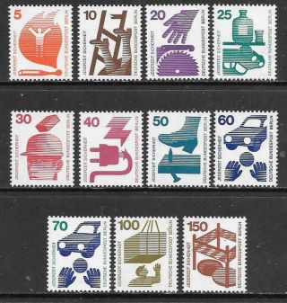 Berlin 1971 - 74.  " Accident Prevention " Definitives - Set Of 11,  Mnh.  Cat £22