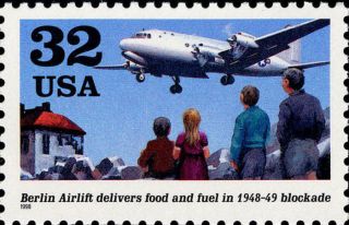 1998 32c Berlin Airlift,  Food & Fuel,  50th Anniversary Scott 3211 F/vf Nh