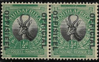 South Africa 1926 Definitive ½d Official Ovpts Pair With Missing Bar On 1/2 Mnh