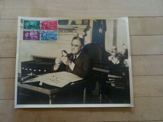 U S 930 - 3 Franklin D.  Roosevelt Memorial Stamp Set On Photo Of Fdr Collector