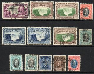 Southern Rhodesia 13 Stamps Mounted And (19)