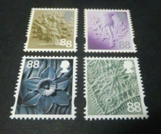 Gb.  Specialised Machins.  Regional Pictorials.  88p Values.  Mnh.