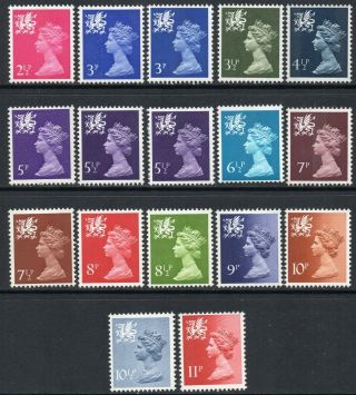 1971 - 78 W13/31 Wales Decimal Definitive Issue 17 Values Unmounted