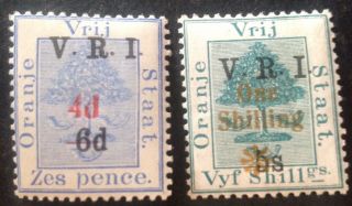 Orange State 1900 - 02 2 X Stamps With Overprints Hinged