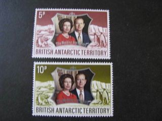 British Antarctic Territory Stamp Set Scott 43 - 44 Never Hinged