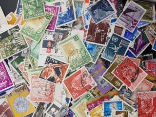 50 Malta Stamps - All Different Selection Of Stamps,  Off Paper