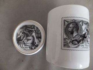 Royal Mail 1 Pound Postage Stamp Fine Bone China Mug With Top