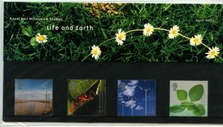 Gb Presentation Pack 310,  2000 Life And Earth Mnh