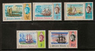Pitcairn Islands Sg64/8 1967 Bicentenary Of Discovery Of Pitcairn Island Mnh