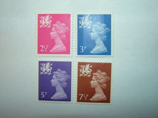1971 Wales Decimal Definitives Set Of 4 (sgw13/24) Never Hinged