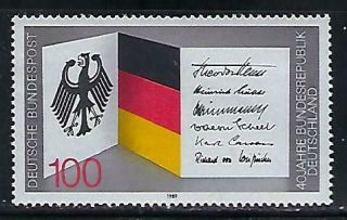 D9531 Nh 1989 Germany Sc 1577 $1.  90 Natl Crest Flag & Presidents Signatures