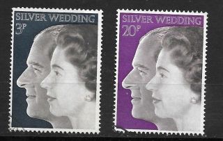 Gb 1972 Royal Silver Wedding Set Of 2 Stamps