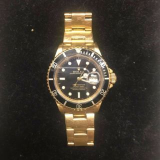 Men ' s Rolex Submariner Black 18K yellow gold watch 3