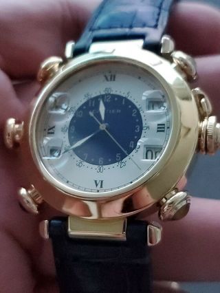 Cartier Pacha Wristwatch Quartz 18k gold 6