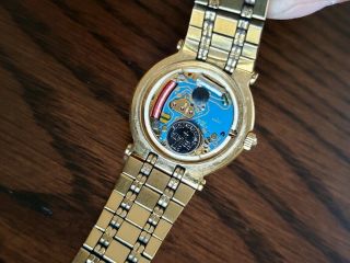 Vintage Gucci ladies gold plated quartz watch with date,  quickset,  ref.  9200L 3