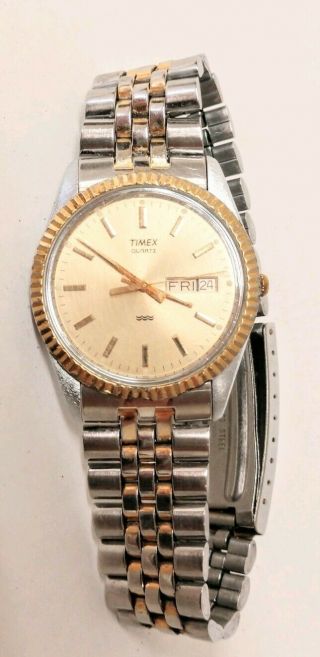 Vintage Mens Timex La - Cell Watch.  Runs.  Good Shape.