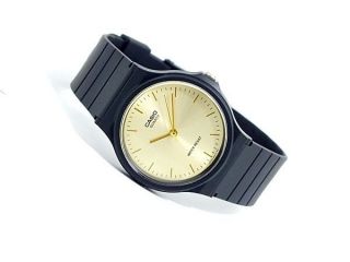 Mq - 24 - 9e Black Gold Casio Watch Plastic Water Resist Analog Unisex Quartz
