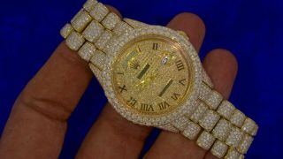 Rolex President 36mm Gold Watch 2800 Diamonds Honeycomb Style Flower Setting
