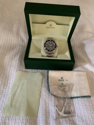 RARE “Flat S” 2006 Rolex Submariner Date 16610 T Stainless No Holes Watch. 12