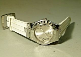 Swatch Irony Bling Case Silver Dial White Silicone Band Swiss Quartz Watch